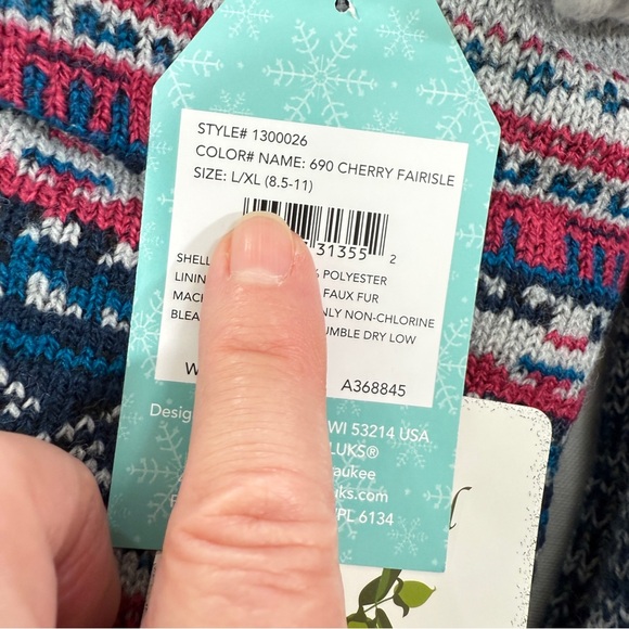 Muk Luks Multicolor Socks NWT 2 Pair Blue Cherry Gray Cuff L/XL The Original - Picture 8 of 10